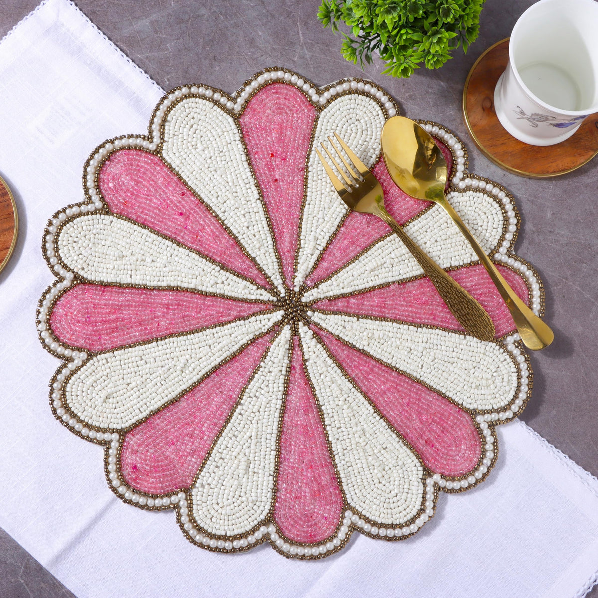 ALPHA LIVING HOME, 13-Inch Beaded Placemat, Pink White, Set of 1