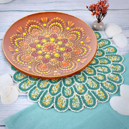 ALPHA Living HOME Round Beaded Placemat – Green & White, 13 Inch, Set of 1