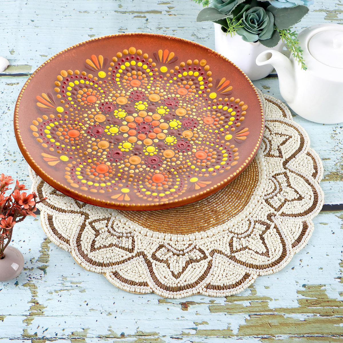 Hand-Beaded 13-Inch Round Placemat, Gold Ivory, Set of 1